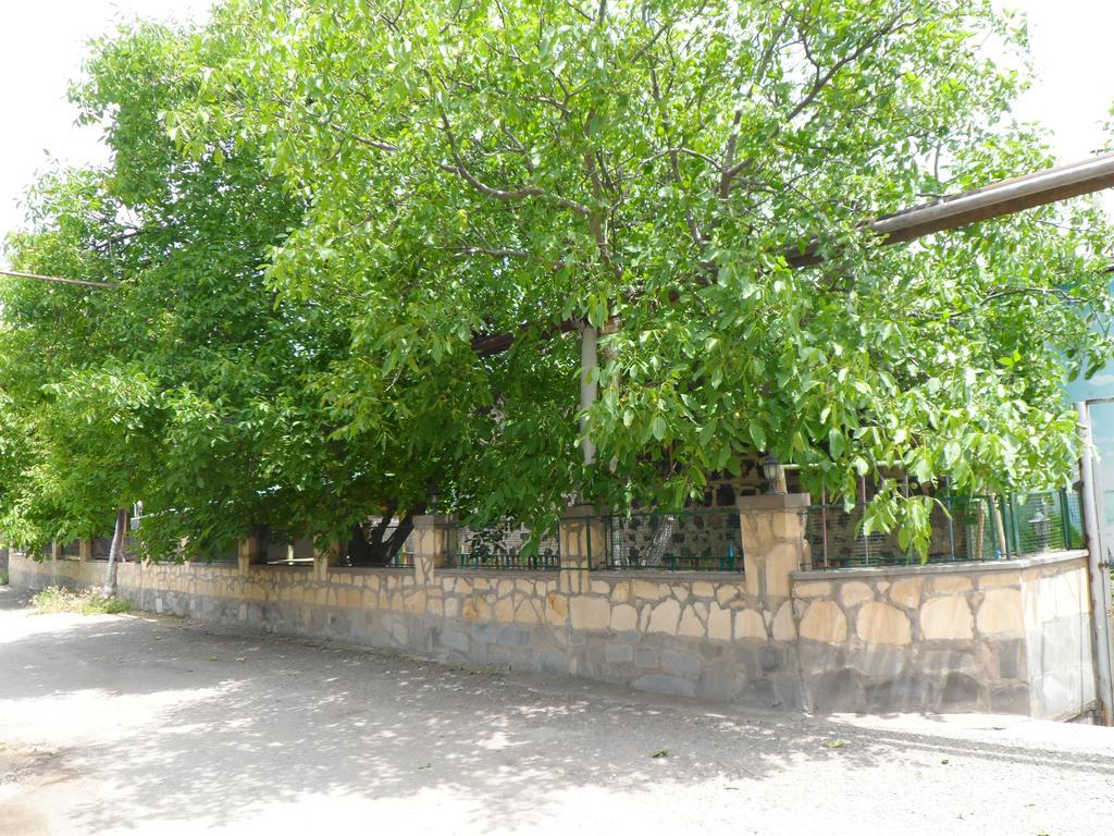 Guest House Nataly Yeghegnadzor Dış mekan fotoğraf