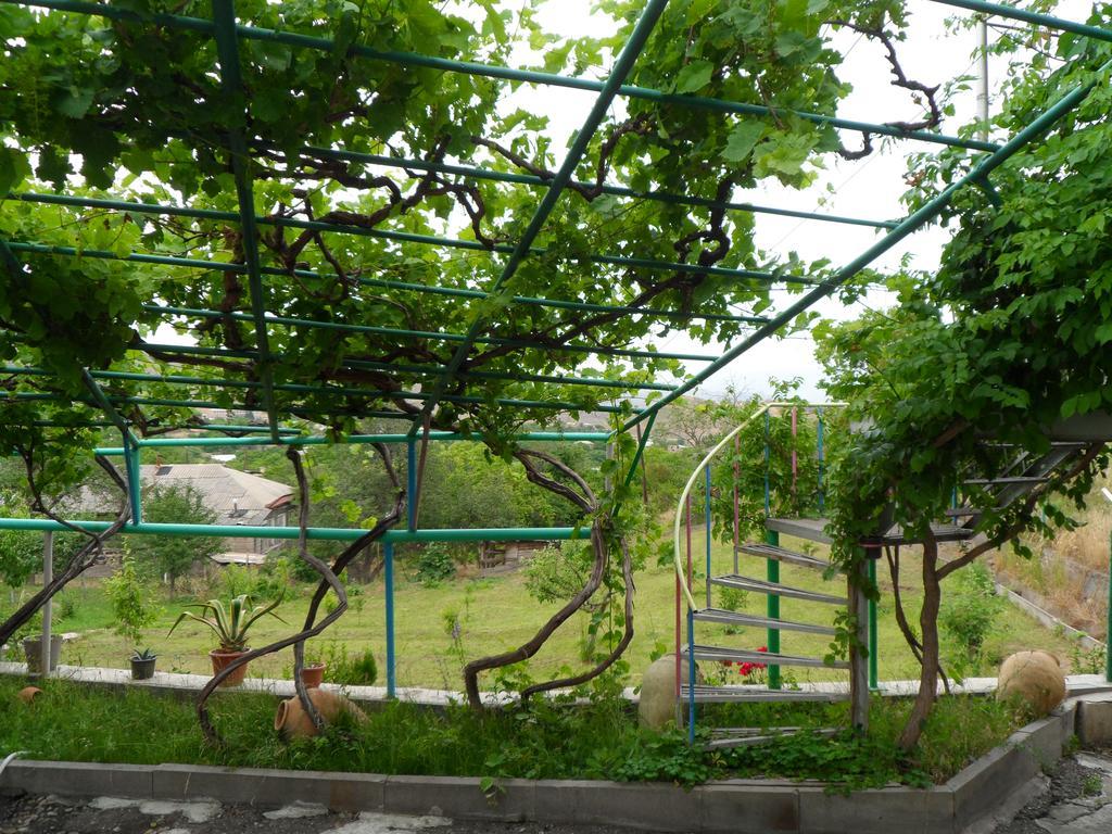 Guest House Nataly Yeghegnadzor Dış mekan fotoğraf
