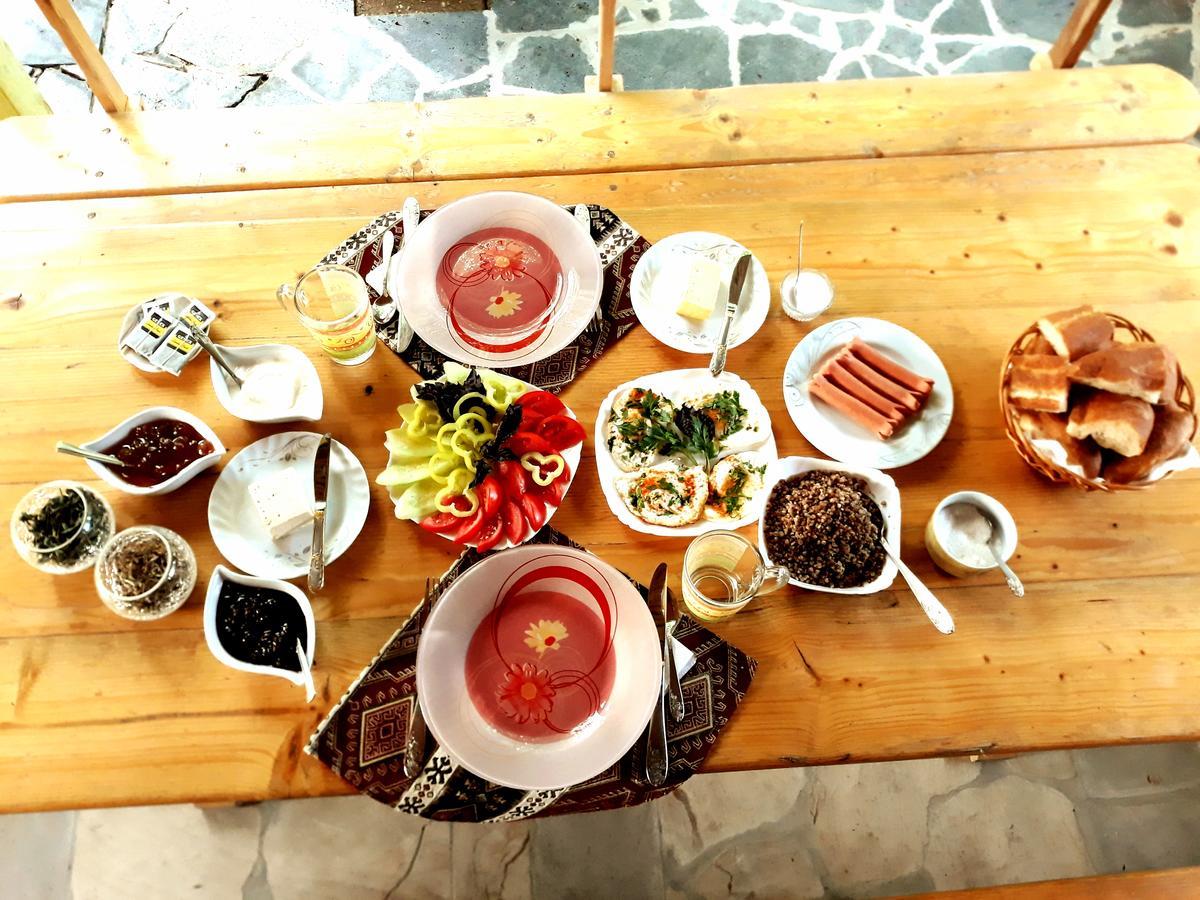 Guest House Nataly Yeghegnadzor Dış mekan fotoğraf