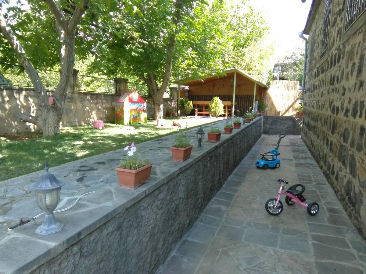 Guest House Nataly Yeghegnadzor Dış mekan fotoğraf