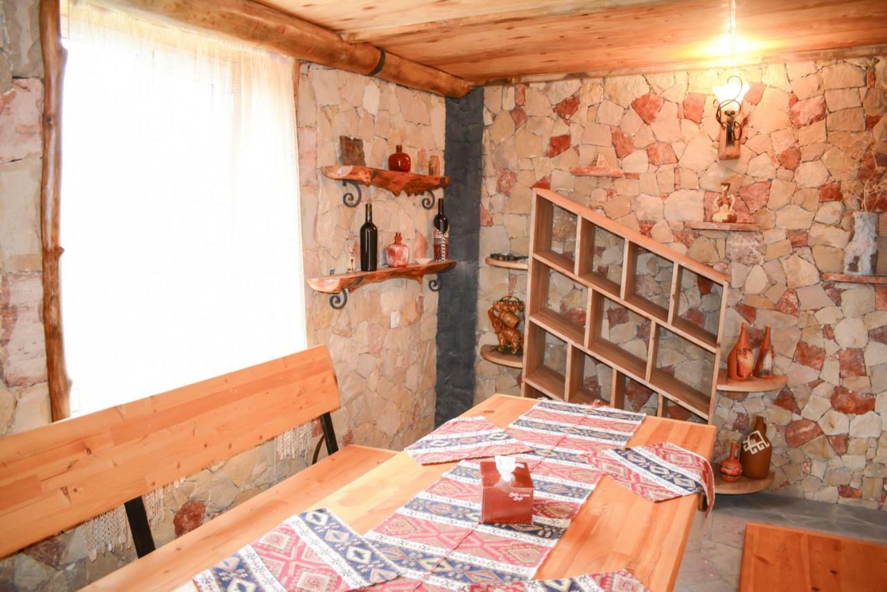 Guest House Nataly Yeghegnadzor Dış mekan fotoğraf
