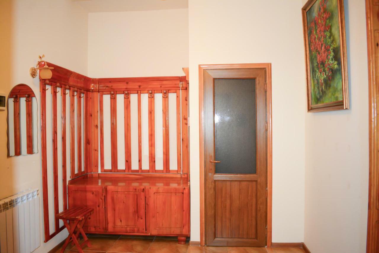 Guest House Nataly Yeghegnadzor Dış mekan fotoğraf