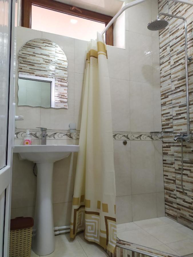 Guest House Nataly Yeghegnadzor Dış mekan fotoğraf